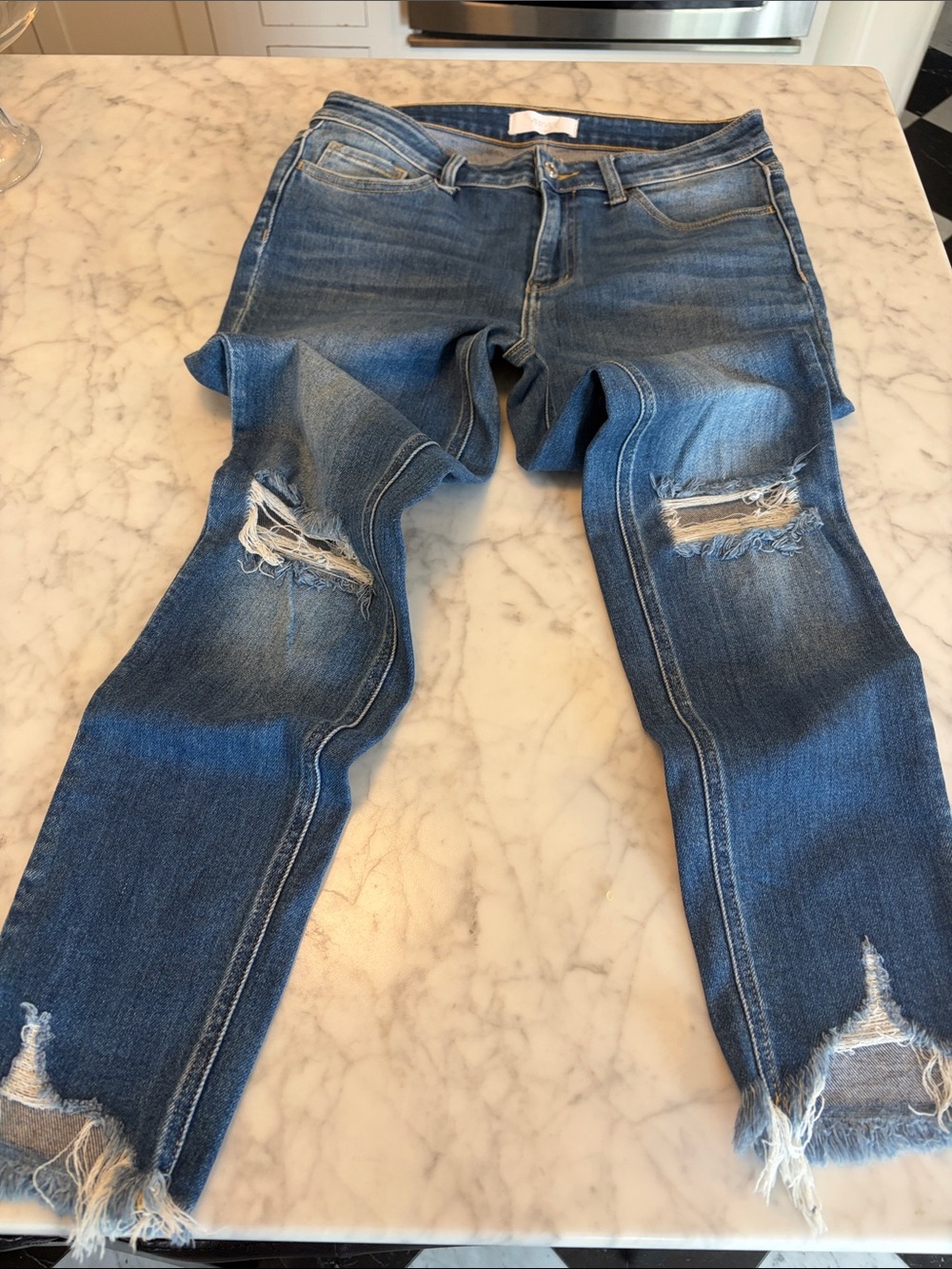 Women’s Vervet Distressed Blue Jeans — Size 29 - Picture 4 of 6